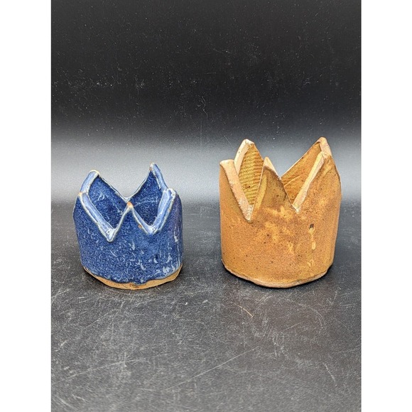 Studio pottery pair of crowns candle holders shelf table decor handmade - Picture 2 of 16